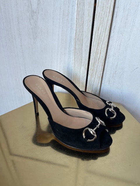 Gucci mules size 36.5 will fit UK 3.5 - 4
