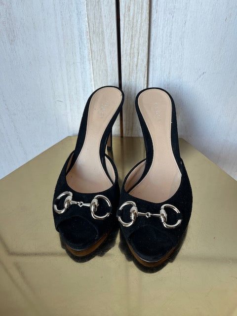 Gucci mules size 36.5 will fit UK 3.5 - 4