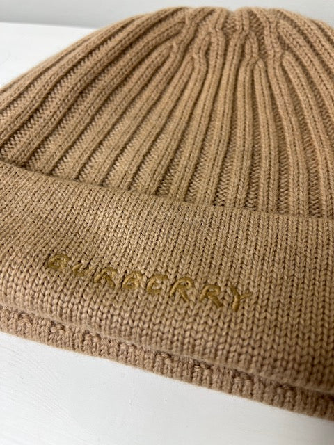 NEW Burberry hat O/S