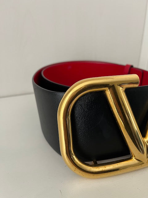 Valentino belt size 70