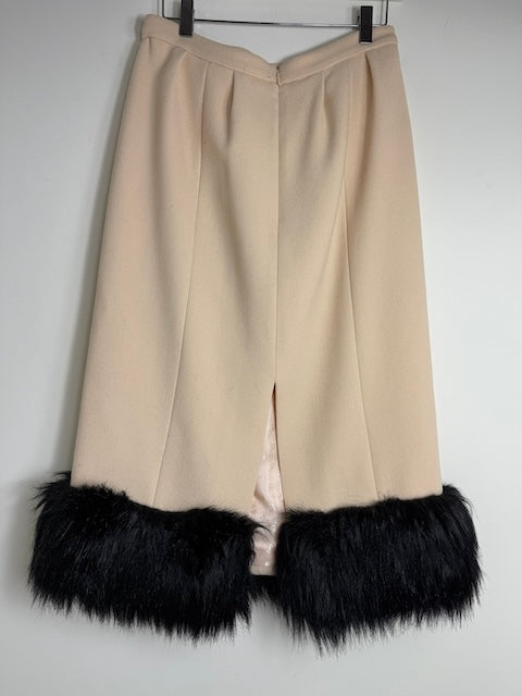 NEW Gucci skirt size 42 UK  10