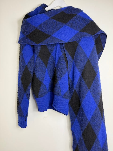Burberry jumper approx size M