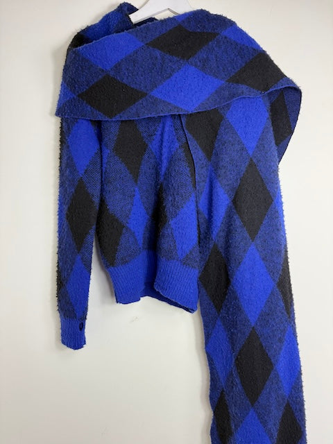 Burberry jumper approx size M