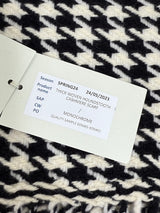 NEW Burberry scarf