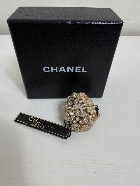 NEW Chanel ring