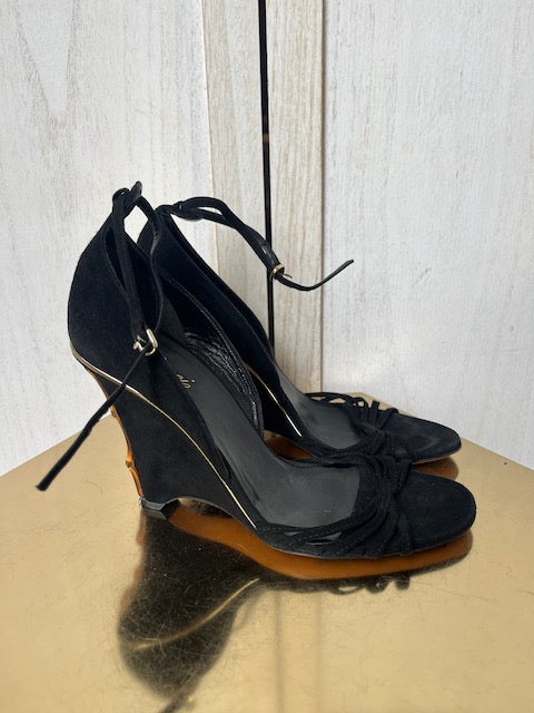 Gucci heels size 38