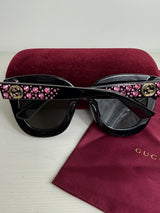 NEW Gucci sunglasses