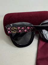 NEW Gucci sunglasses