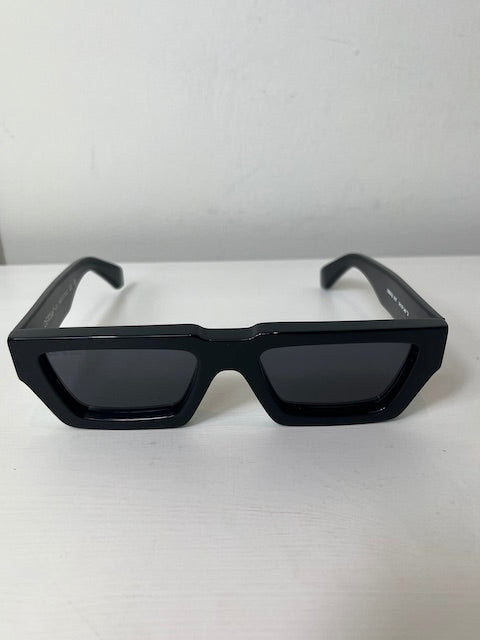 NEW Off White sunglasses