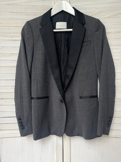 Sandro blazer size 38