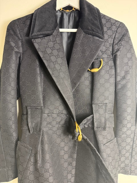 NEW Gucci coat size 42 M