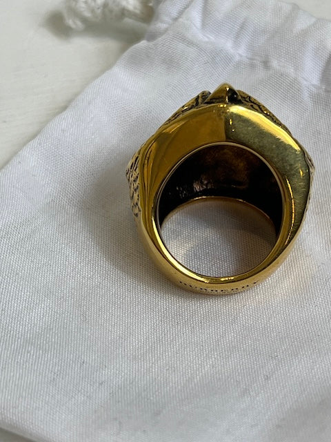 Burberry ring