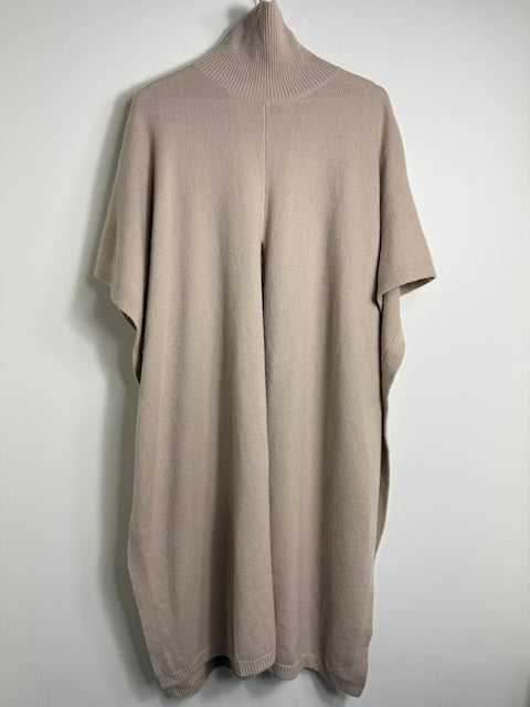 Joseph shawl/poncho one size