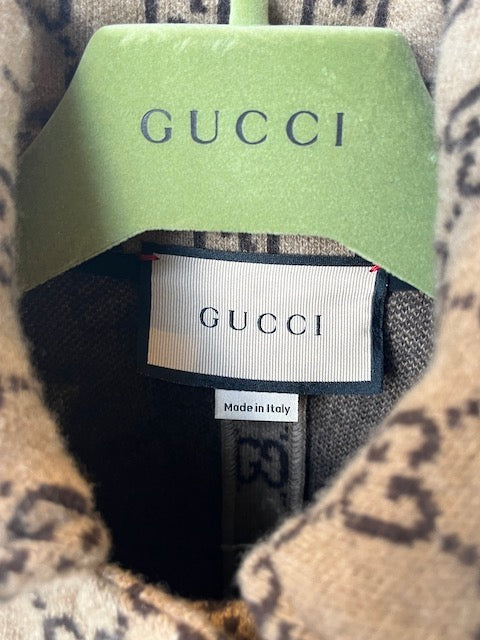 NEW Gucci cape size XS