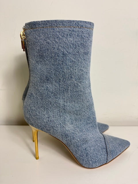 NEW Balmain boots size 37 UK 4