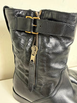 Burberry boots size 38 larger fitting