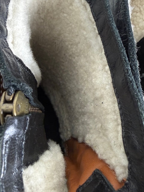 Burberry boots size 38 larger fitting