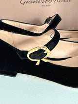 Gianvito Rossi flats size 38.5 fit 39 RRP £600