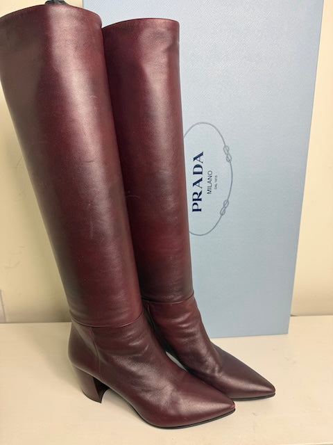 Prada boots size 37 UK 4