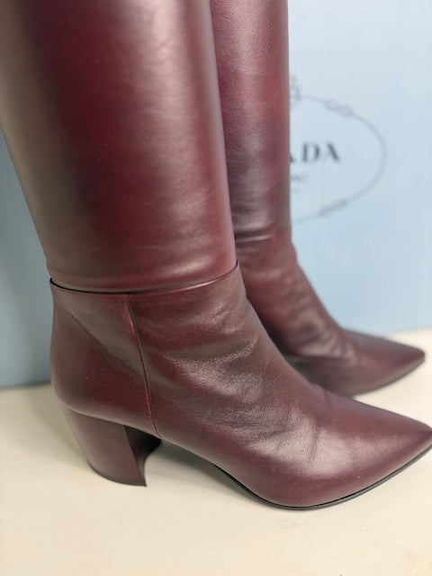 Prada boots size 37 UK 4
