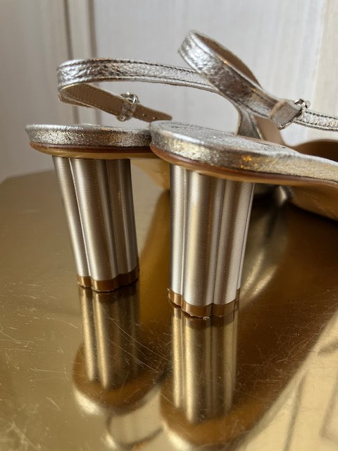 Salvatore Ferragamo heels size 8C UK 6