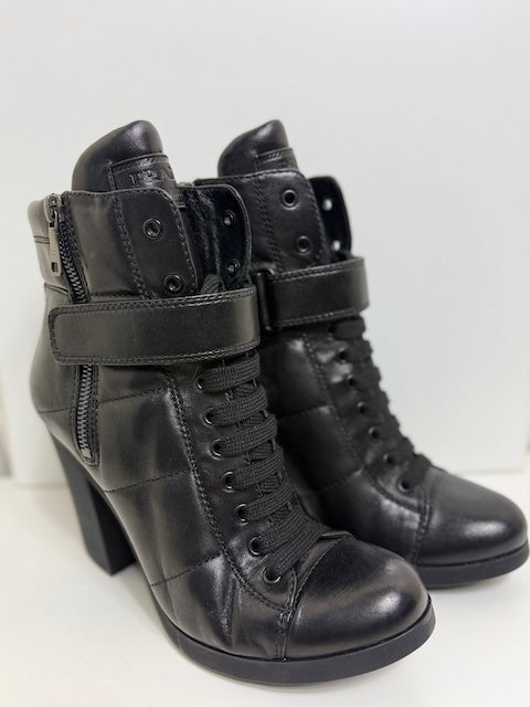 NEW Prada boots size 39 to fit UK 5