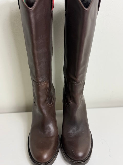 Gucci boots size 4.5