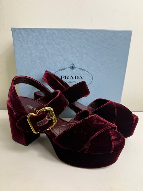 Prada heel size 41
