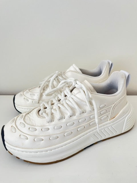 Bottega Veneta trainers size 37 UK 4