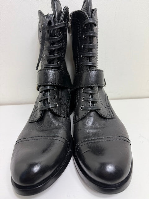 Prada boots size 5.5