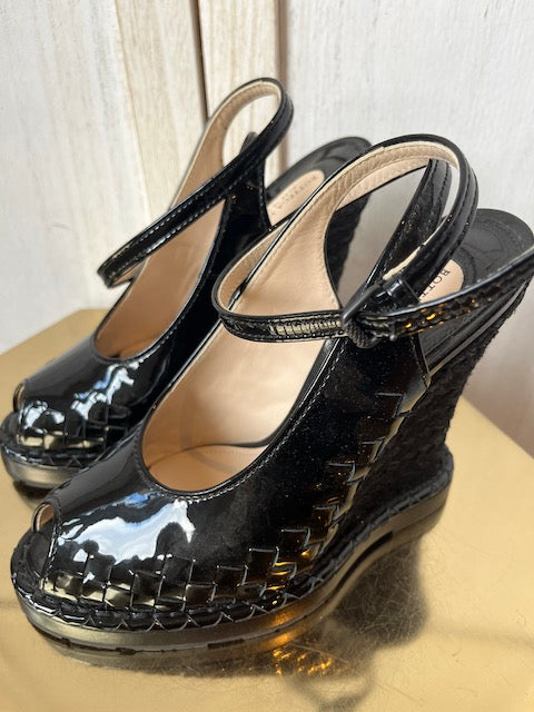 NEW Bottega Veneta heels size 37