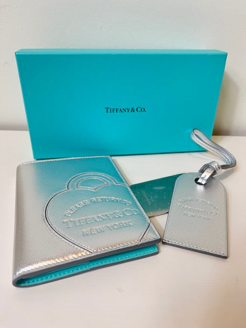 NEW Tiffany & Co set