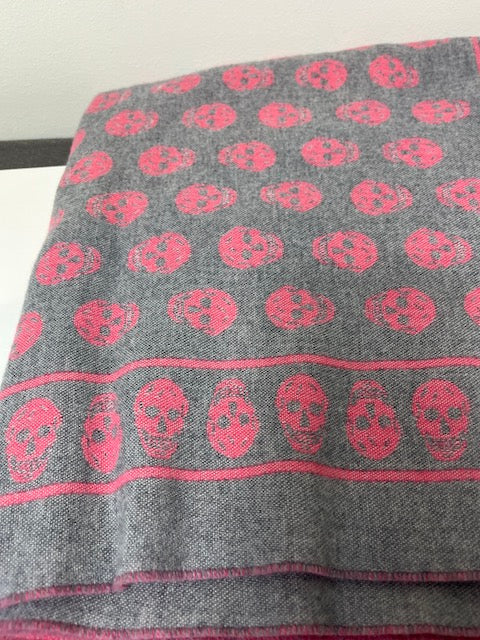 NEW Alexander McQueen scarf