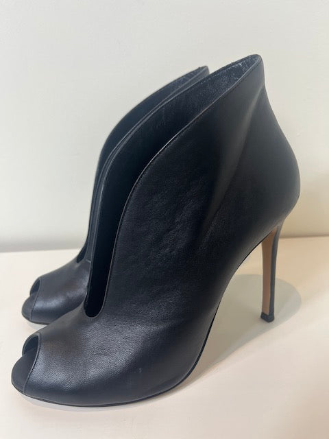 Gianvito Rossi heels size 37