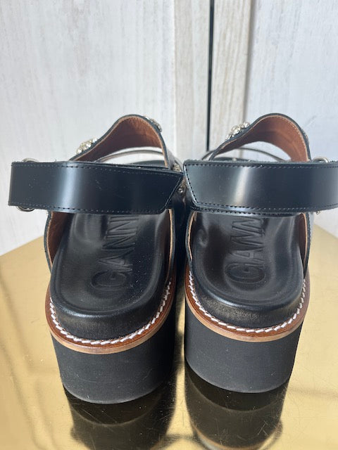 Ganni shoes size 39 larger fitting